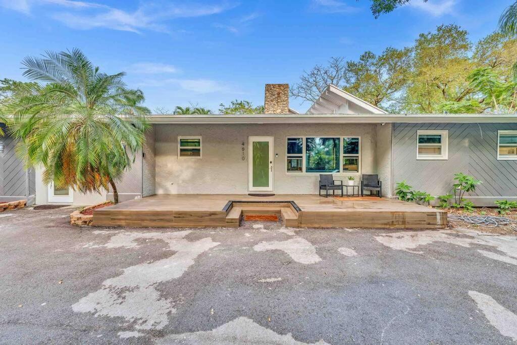 Rare Hidden Getaway Heated Pool 1.5 acres! Sleeps 16 Villa Fort Lauderdale Buitenkant foto