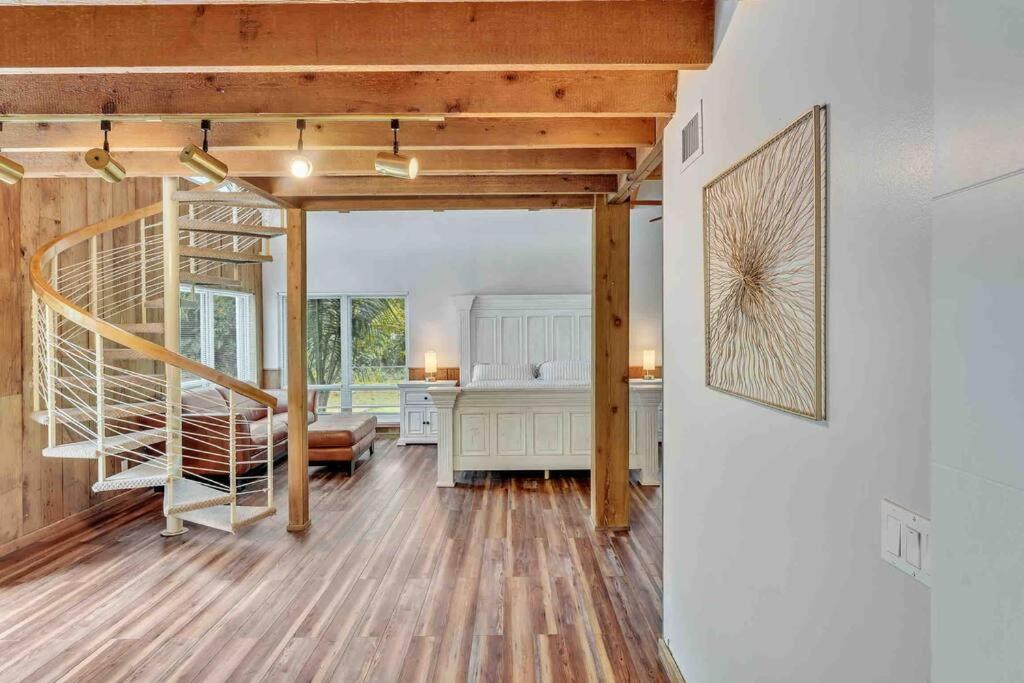 Rare Hidden Getaway Heated Pool 1.5 acres! Sleeps 16 Villa Fort Lauderdale Buitenkant foto